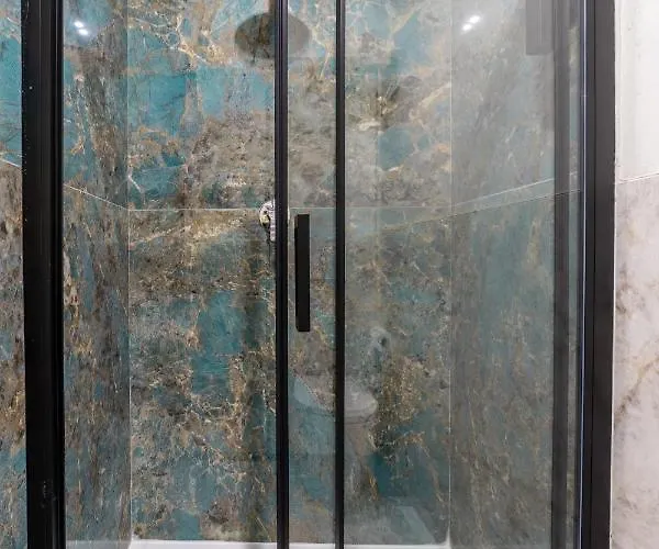 Leovinci بيت ضيافة